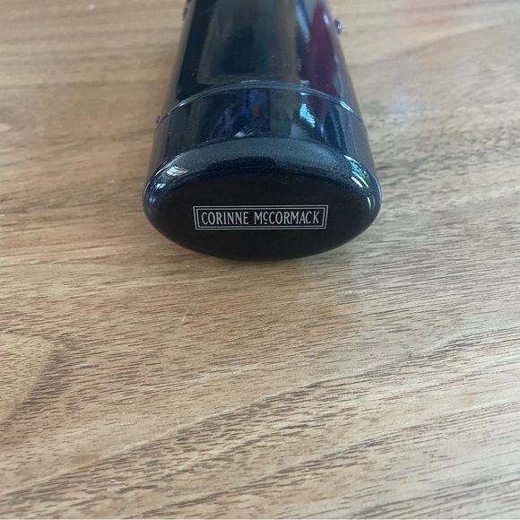 New hard shell Corinne McCormack case - Picture 7 of 9